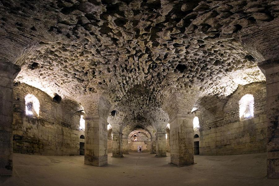 Luxury Apartment In Ancient City Split Eksteriør billede